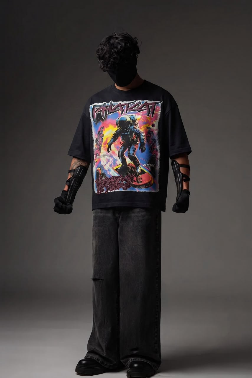 This Space Is Yours Rhinestone Oversized T-Shirt – Black