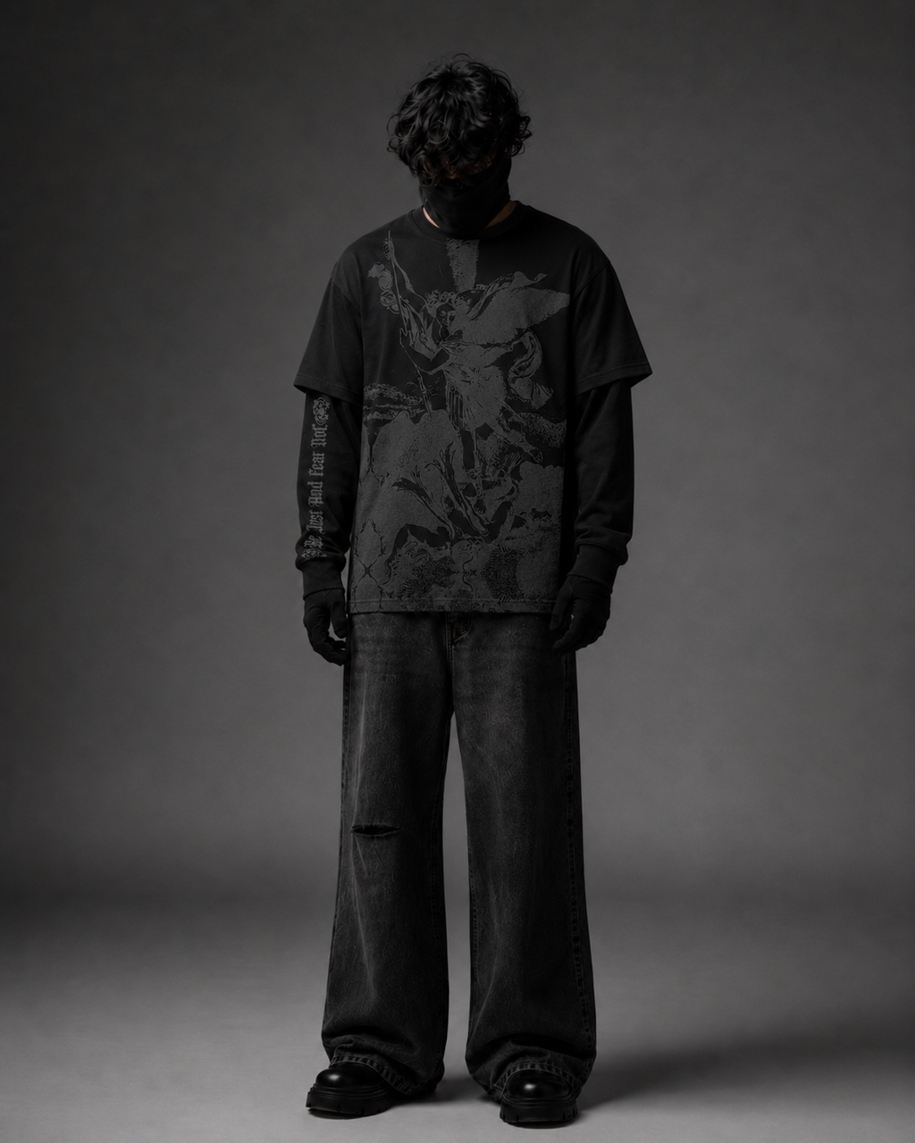 Be Just Fear Not Black Layered Graphic T-Shirt – Angel Wing Streetwear Tee